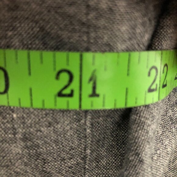 Womens Gray Jacket. Conrad C. Size 14. Like NEW - Picture 4 of 9